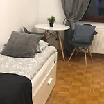 Livingroom 3 Self Check-in 24h * Katowice