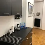 Livingroom 3 Self Check-in 24h * Katowice