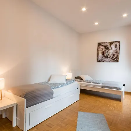 Livingroom 3 Self Check-in 24h Apartamento
