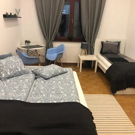 Livingroom 3 Self Check-in 24h Apartment