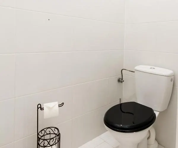 Livingroom 3 Self Check-in 24h Apartment