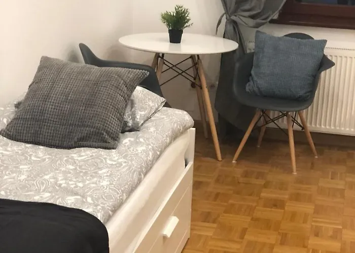 Livingroom 3 Self Check-in 24h * Katowice